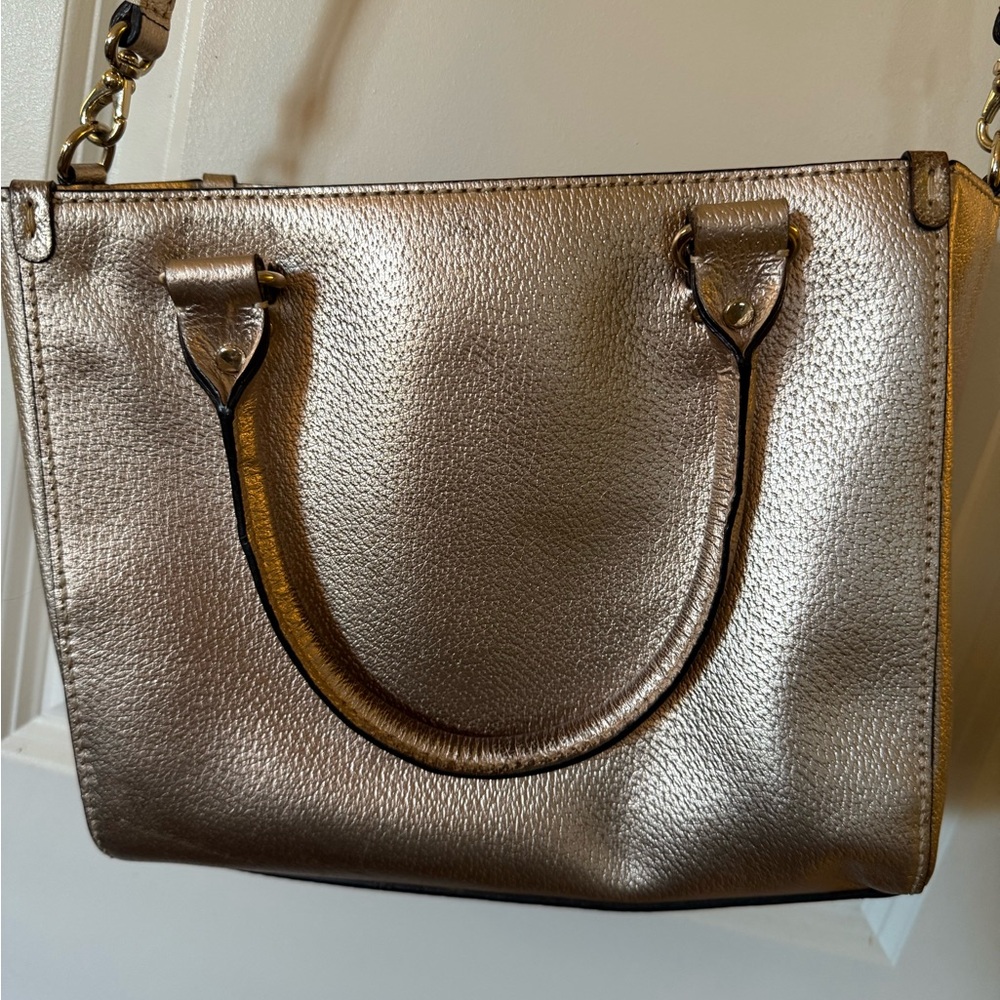 Metallic Shoulder Bag - Picture 4 of 9